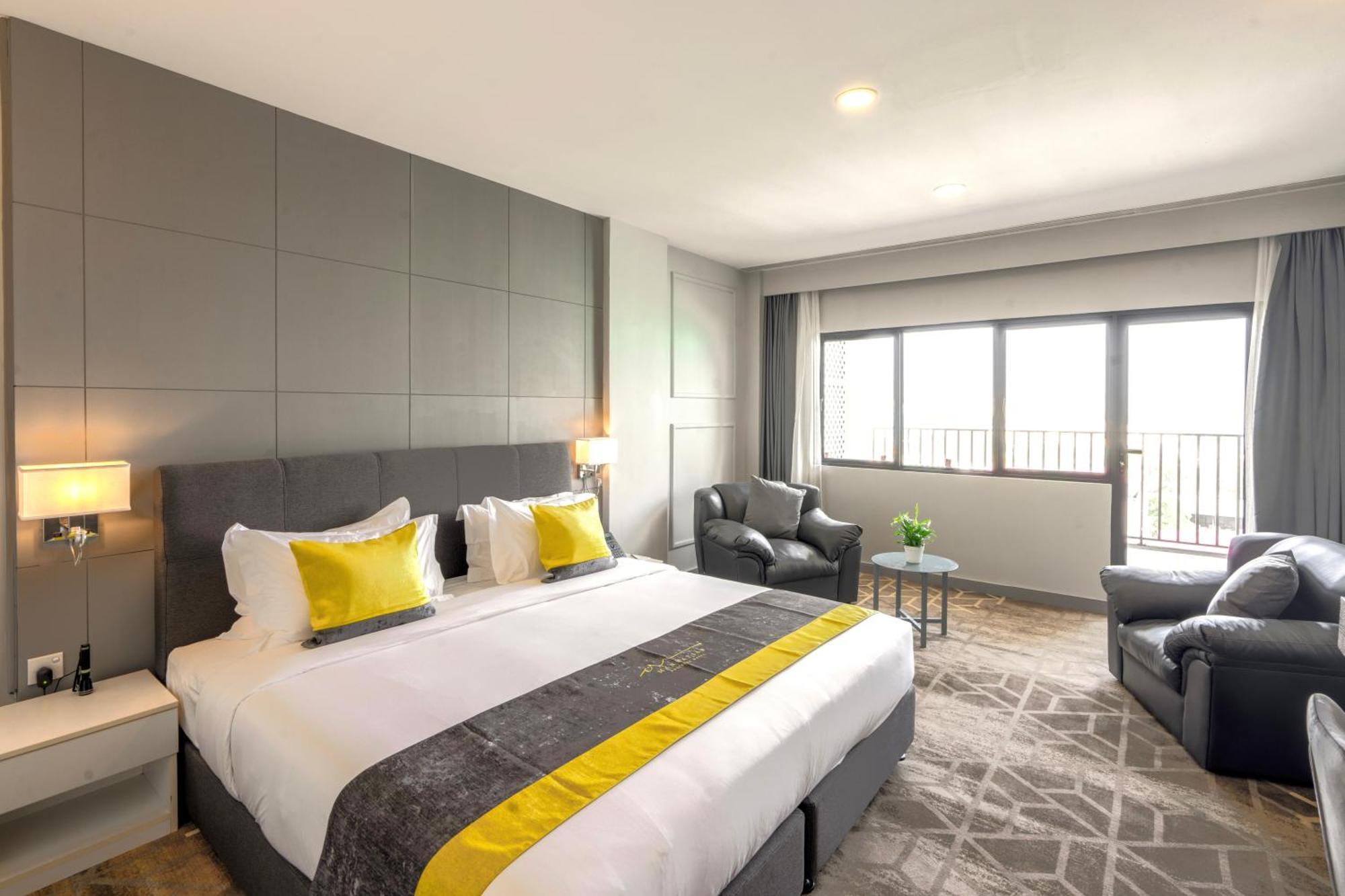 Manhattan Business Hotel, 말레 외부 사진